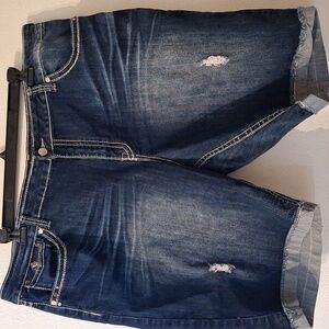 CATO Woman Stretch Denim Bermuda Shorts Size 26W Rhinestone Bling Pockets